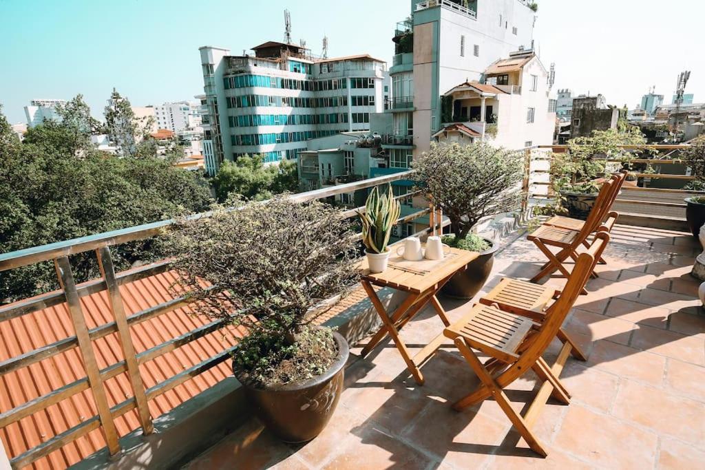 Homestay Giua Long Ha Noi - 10 Phut Den Pho Co Ανόι Εξωτερικό φωτογραφία